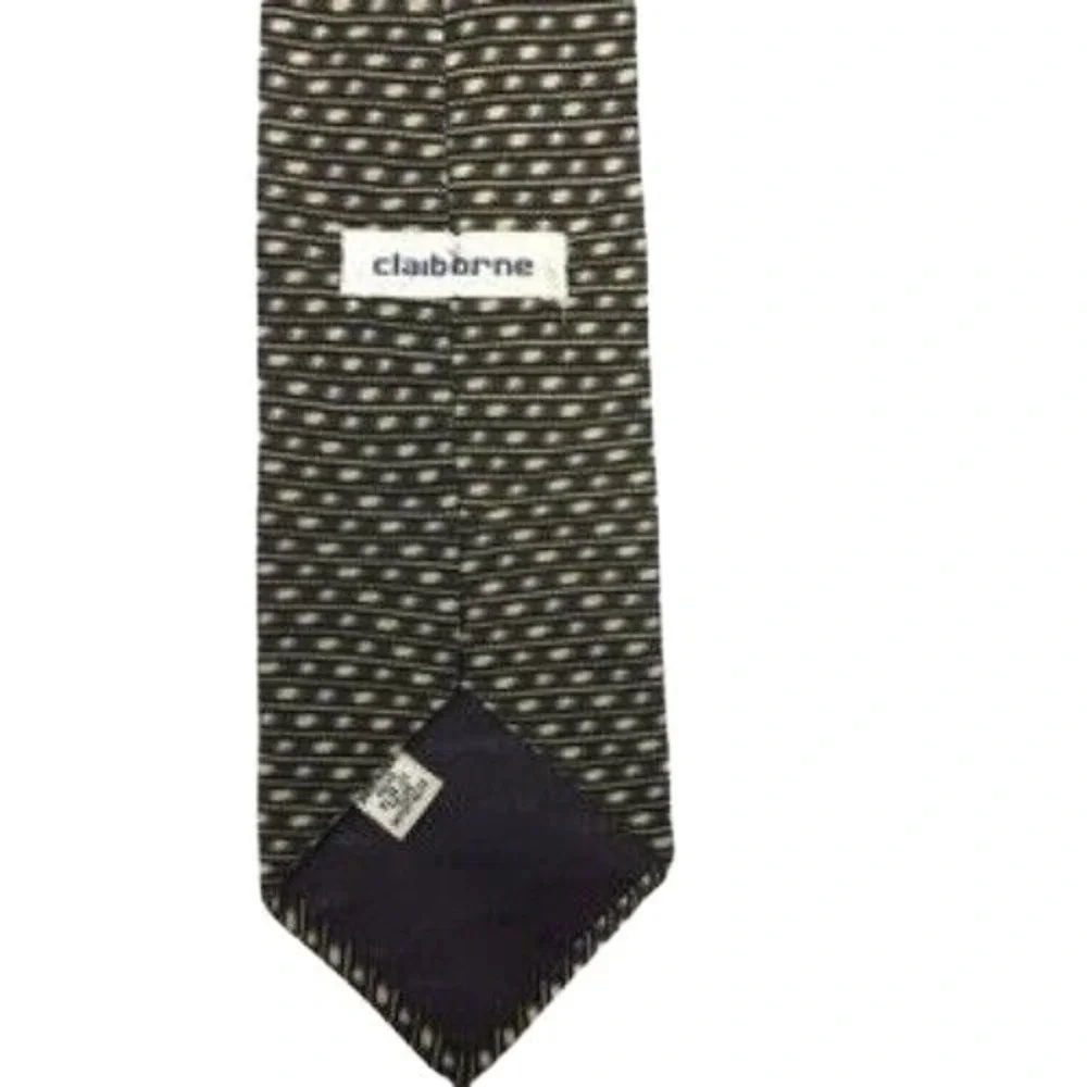 Claiborne Silk Tie Mens Black White Striped Pattern Classic Business USA Vintage